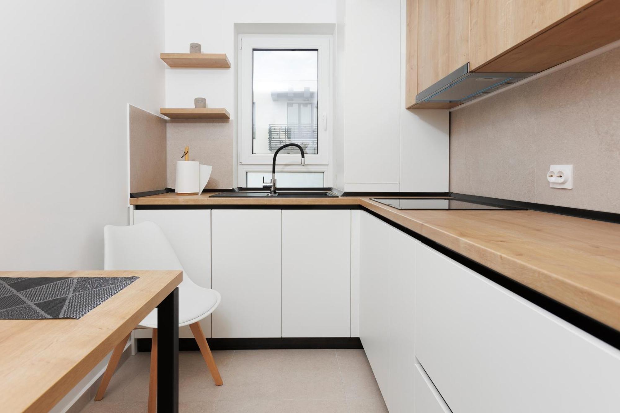 B&v 55 Qualis 2 - Scenic Mountain Retreat Apartment *