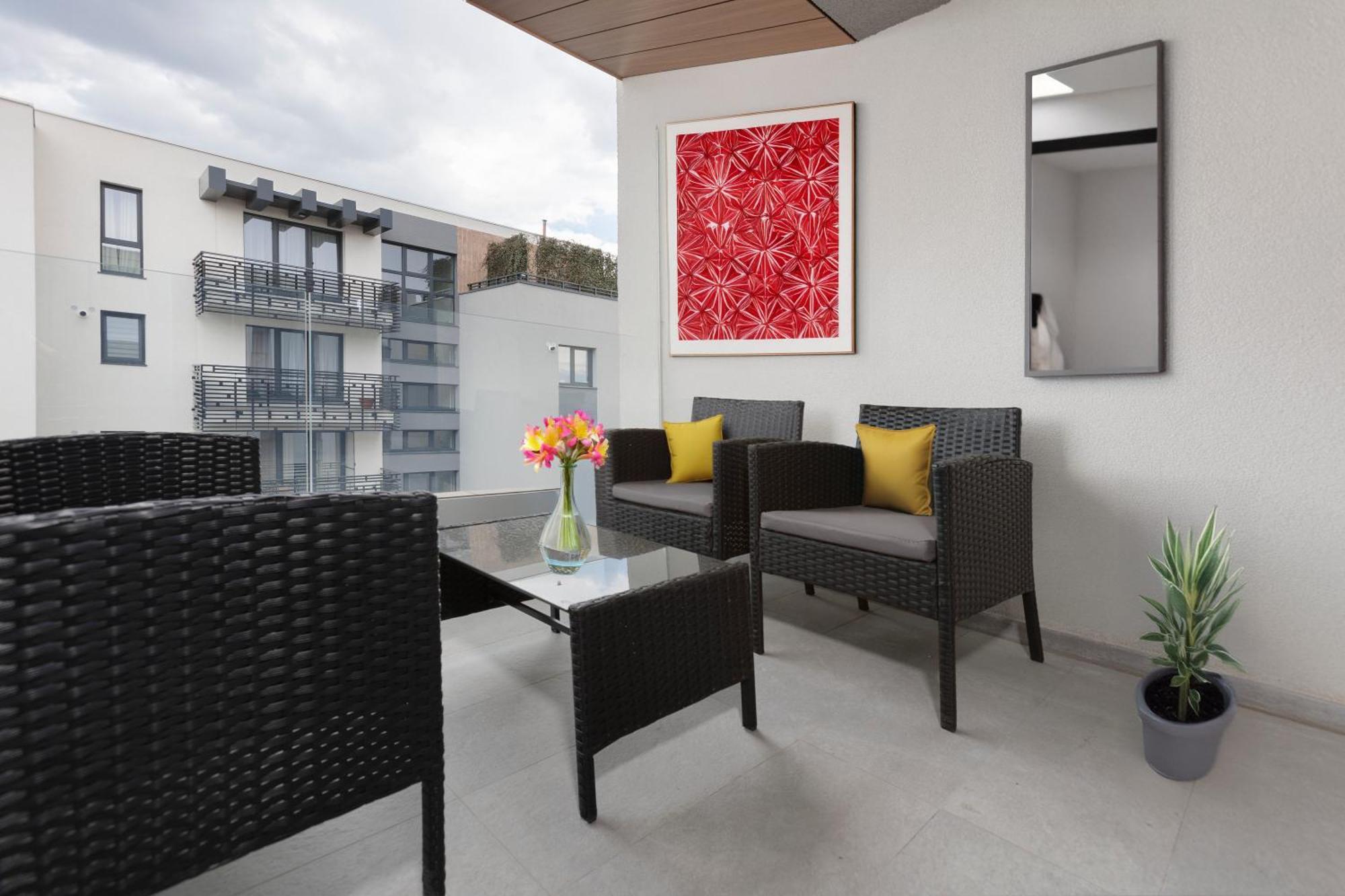Apartment B&v 55 Qualis 2 - Scenic Mountain Retreat Brasov